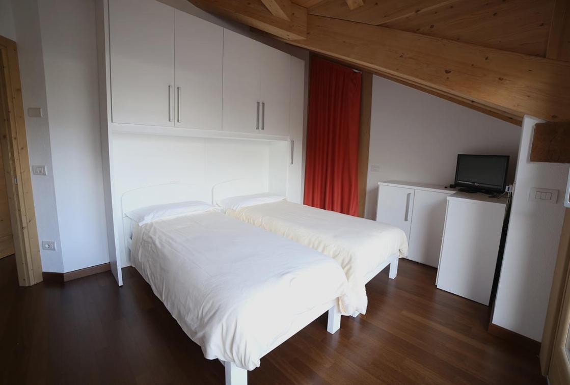 Residence Rose Valdisotto Eksteriør bilde