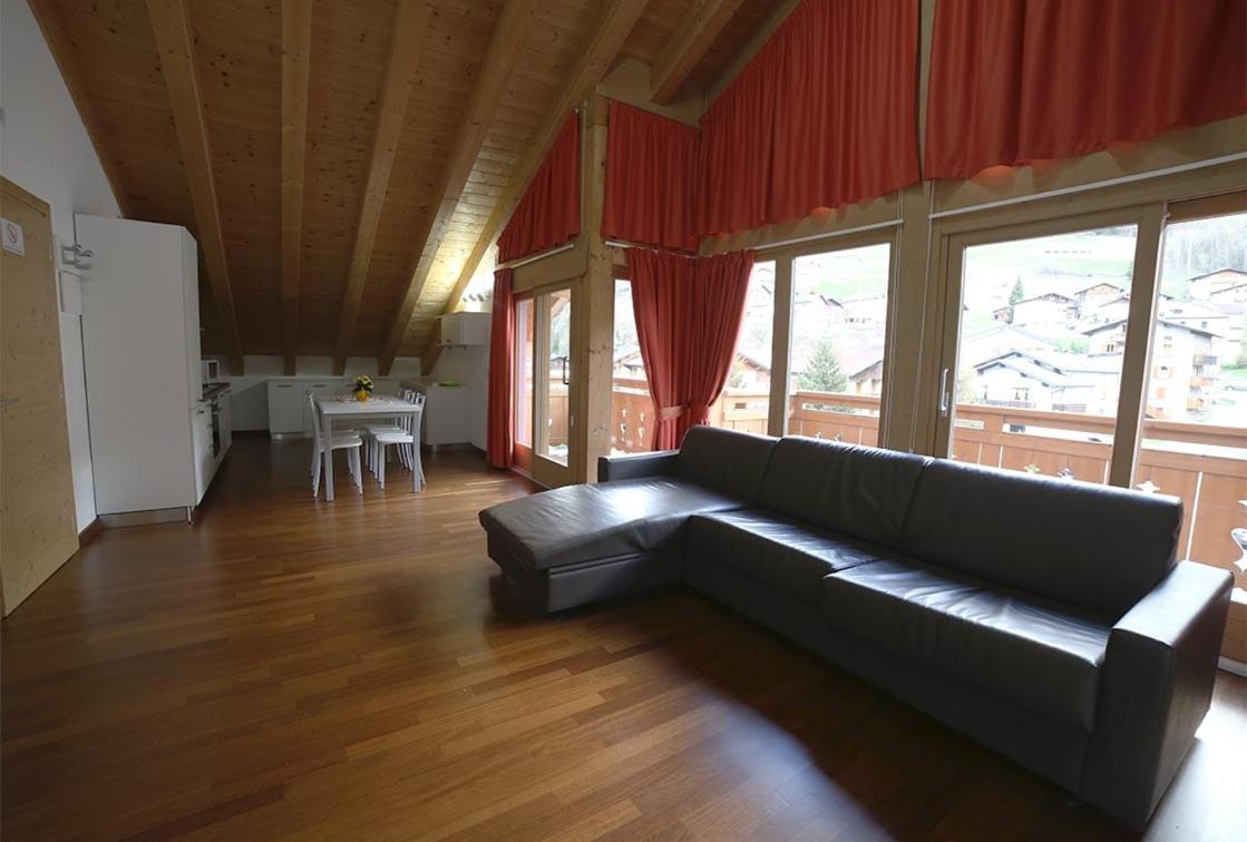 Residence Rose Valdisotto Eksteriør bilde